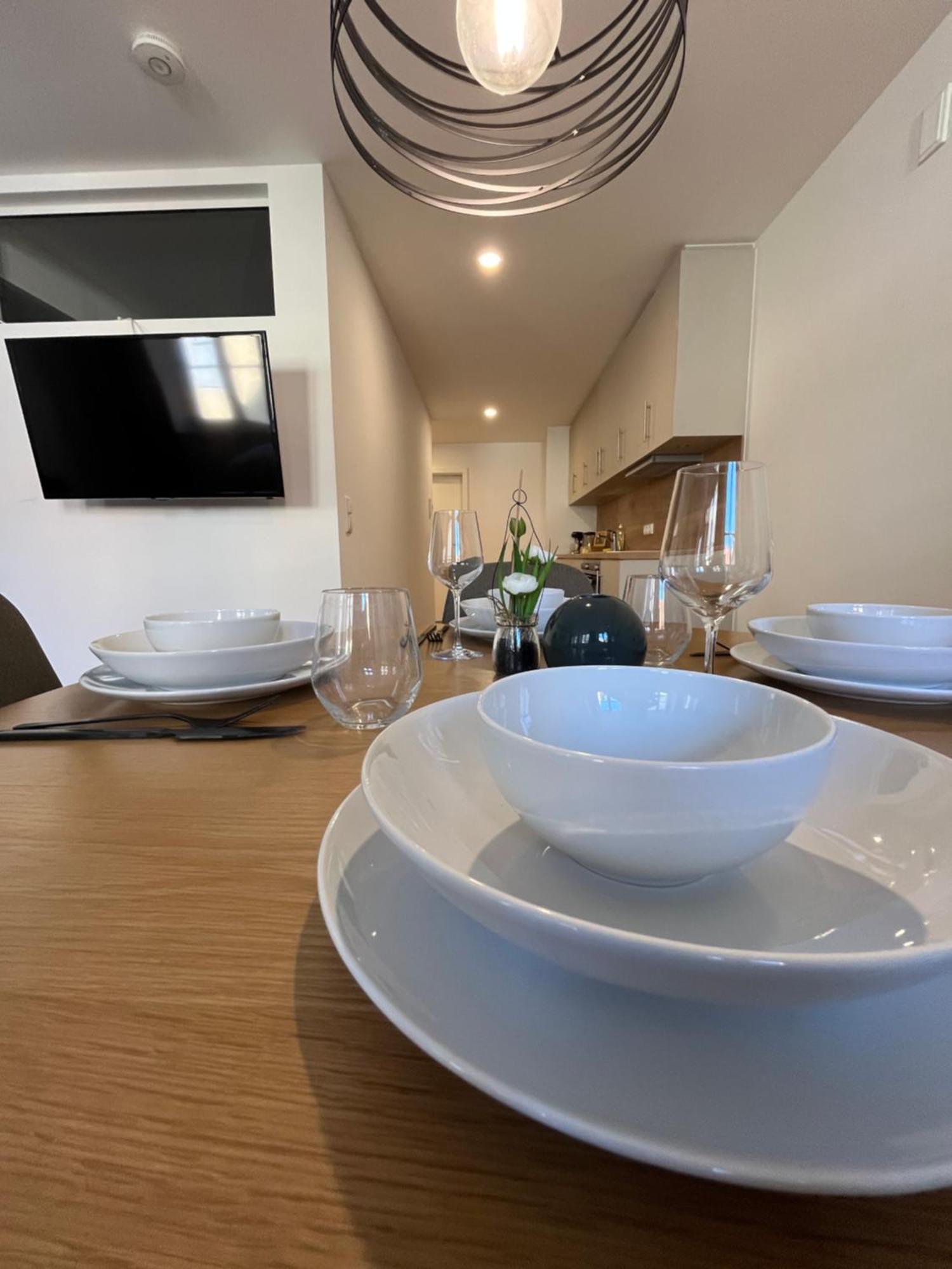 Traumhafte Business & Relax Wohnung Direkt Im Stadtkern Oettingens By Elation Homes Oettingen in Bayern Екстериор снимка