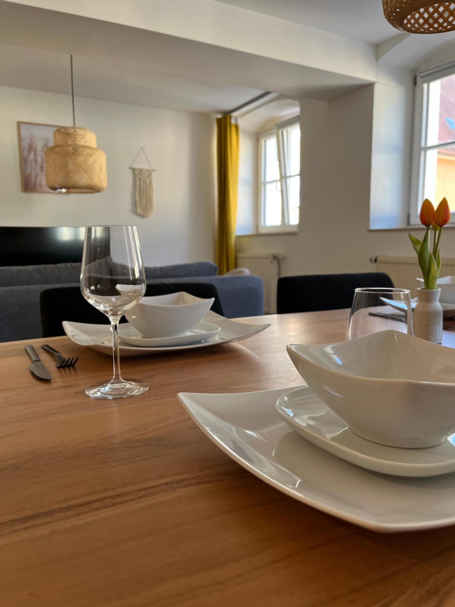Traumhafte Business & Relax Wohnung Direkt Im Stadtkern Oettingens By Elation Homes Oettingen in Bayern Екстериор снимка