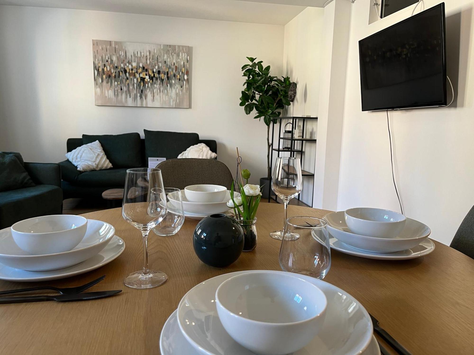 Traumhafte Business & Relax Wohnung Direkt Im Stadtkern Oettingens By Elation Homes Oettingen in Bayern Екстериор снимка