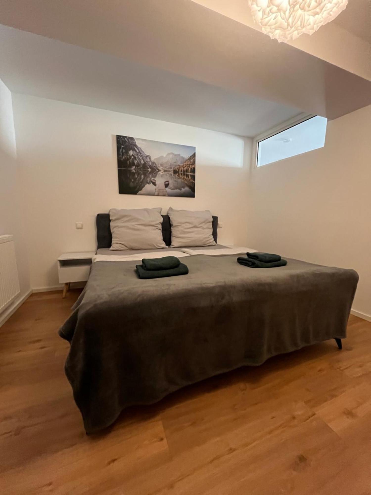 Traumhafte Business & Relax Wohnung Direkt Im Stadtkern Oettingens By Elation Homes Oettingen in Bayern Екстериор снимка