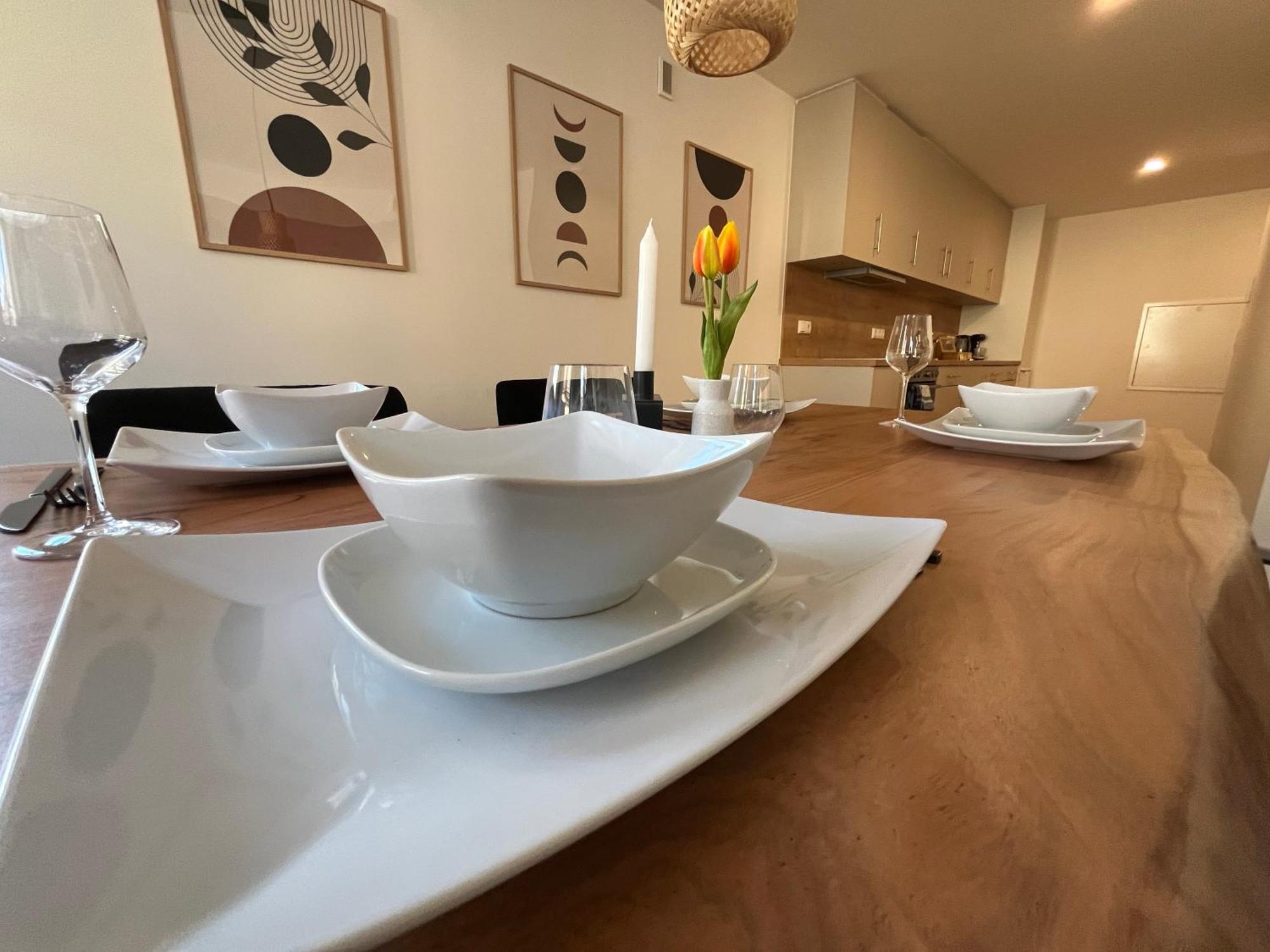 Traumhafte Business & Relax Wohnung Direkt Im Stadtkern Oettingens By Elation Homes Oettingen in Bayern Екстериор снимка